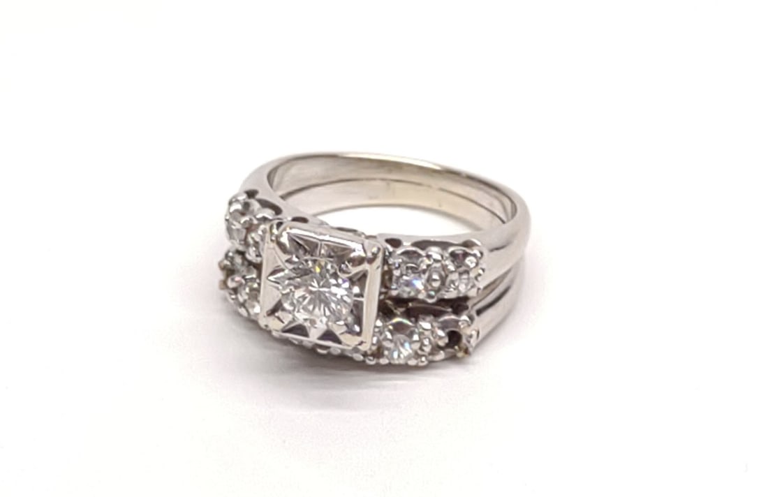 14K White Gold Diamond Wedding Ring Set (sz 3.25) (1 of 8)