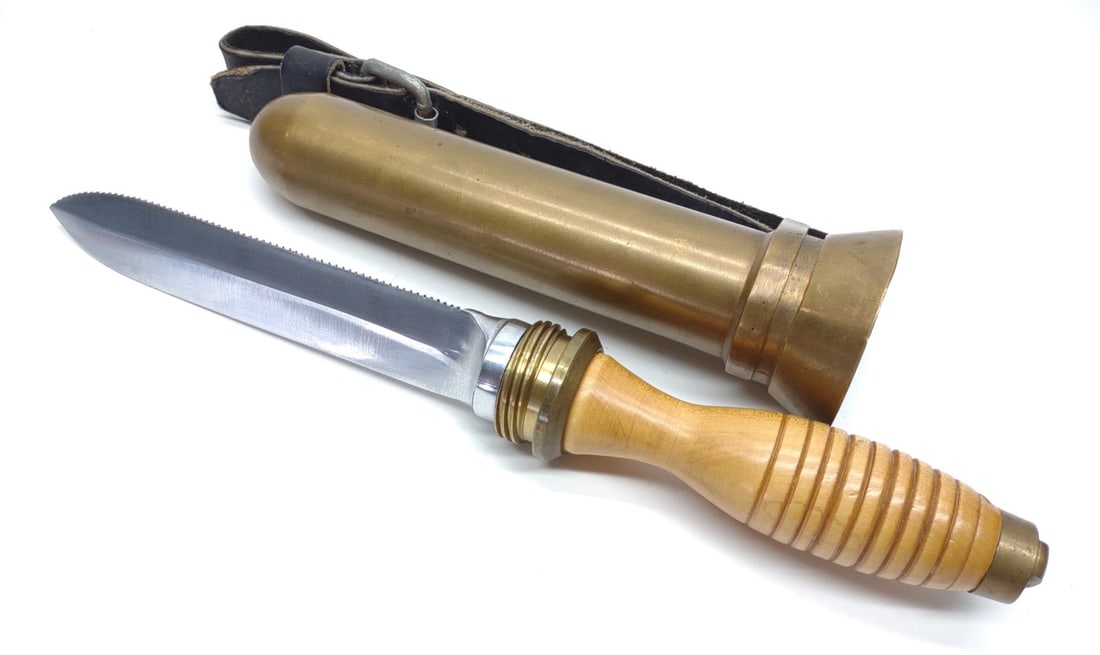 WWII Morse Mark 5 US Navy Dive Knife (1 of 8)