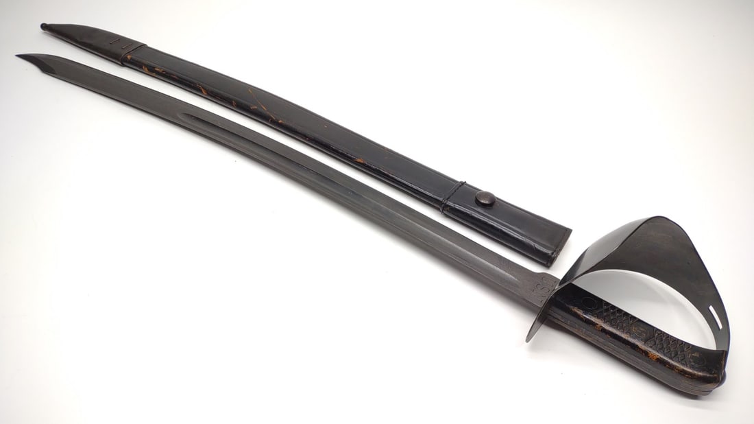 WWI USN M1917 Boarding Cutlass & Scabbard (1 of 10)