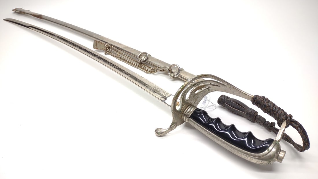 US M1902 Calvary Officer's Dress Sword & Scabbard (1 of 15)