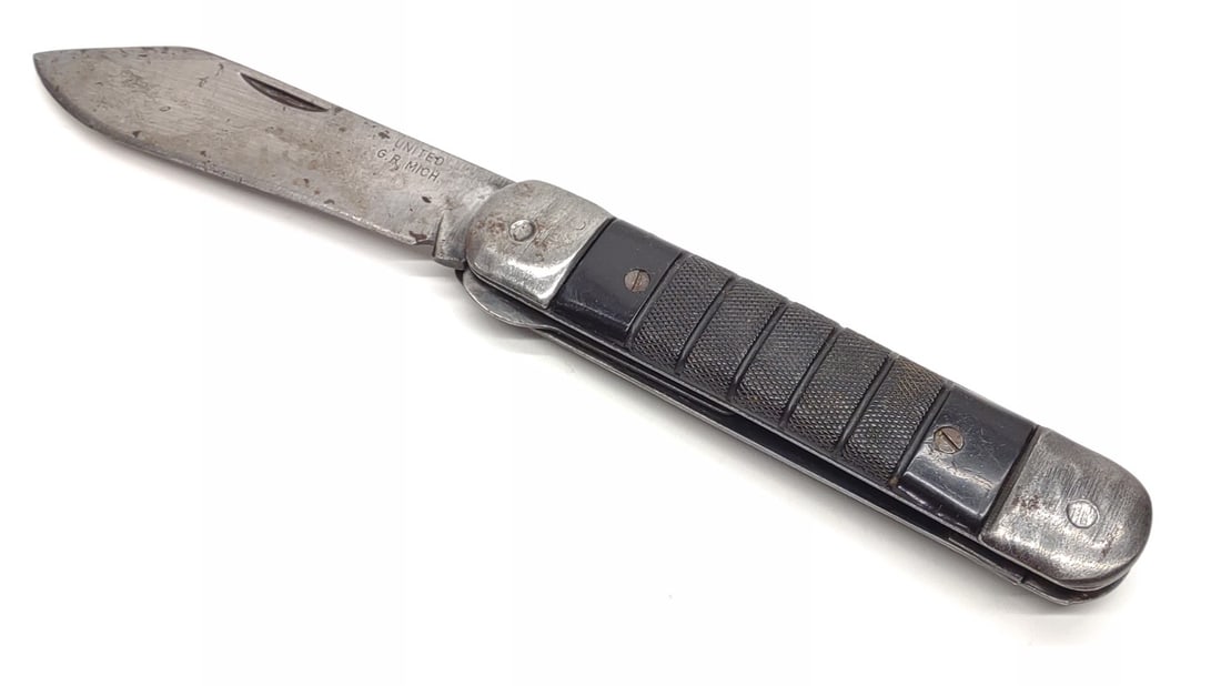 WWII US Navy C-1 Folding Pilots Survival Knife (1 of 9)