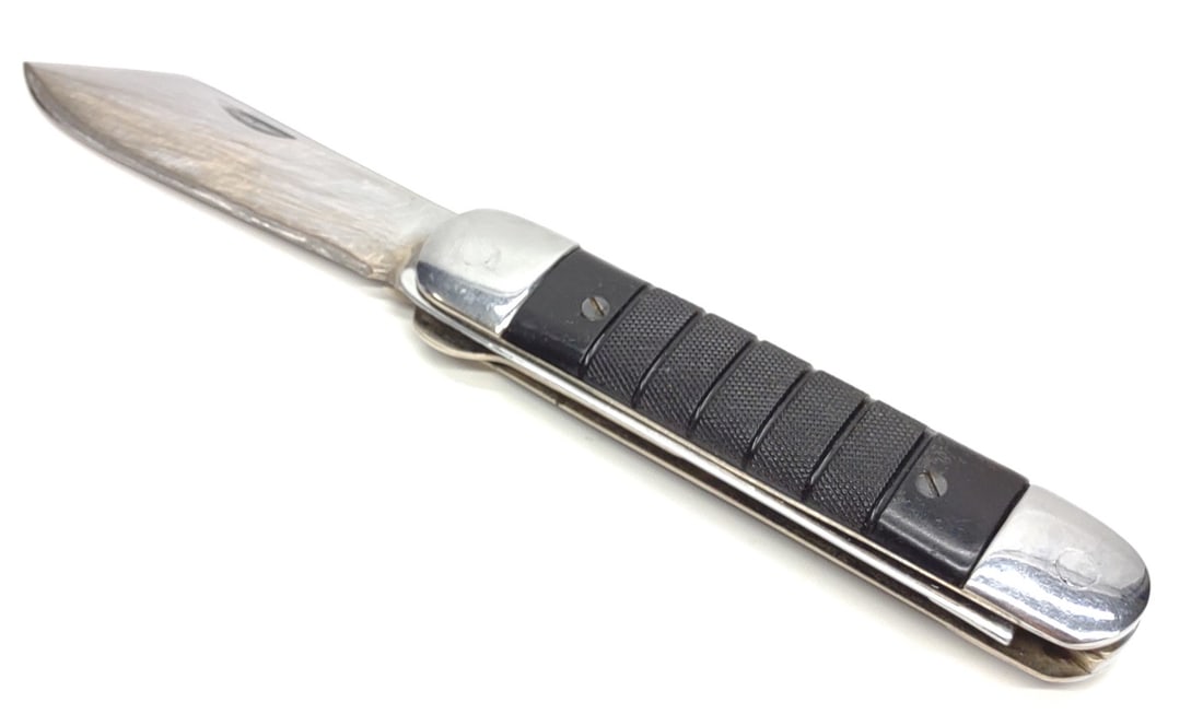 WWII US Navy C-1 Folding Pilots Survival Knife (1 of 7)