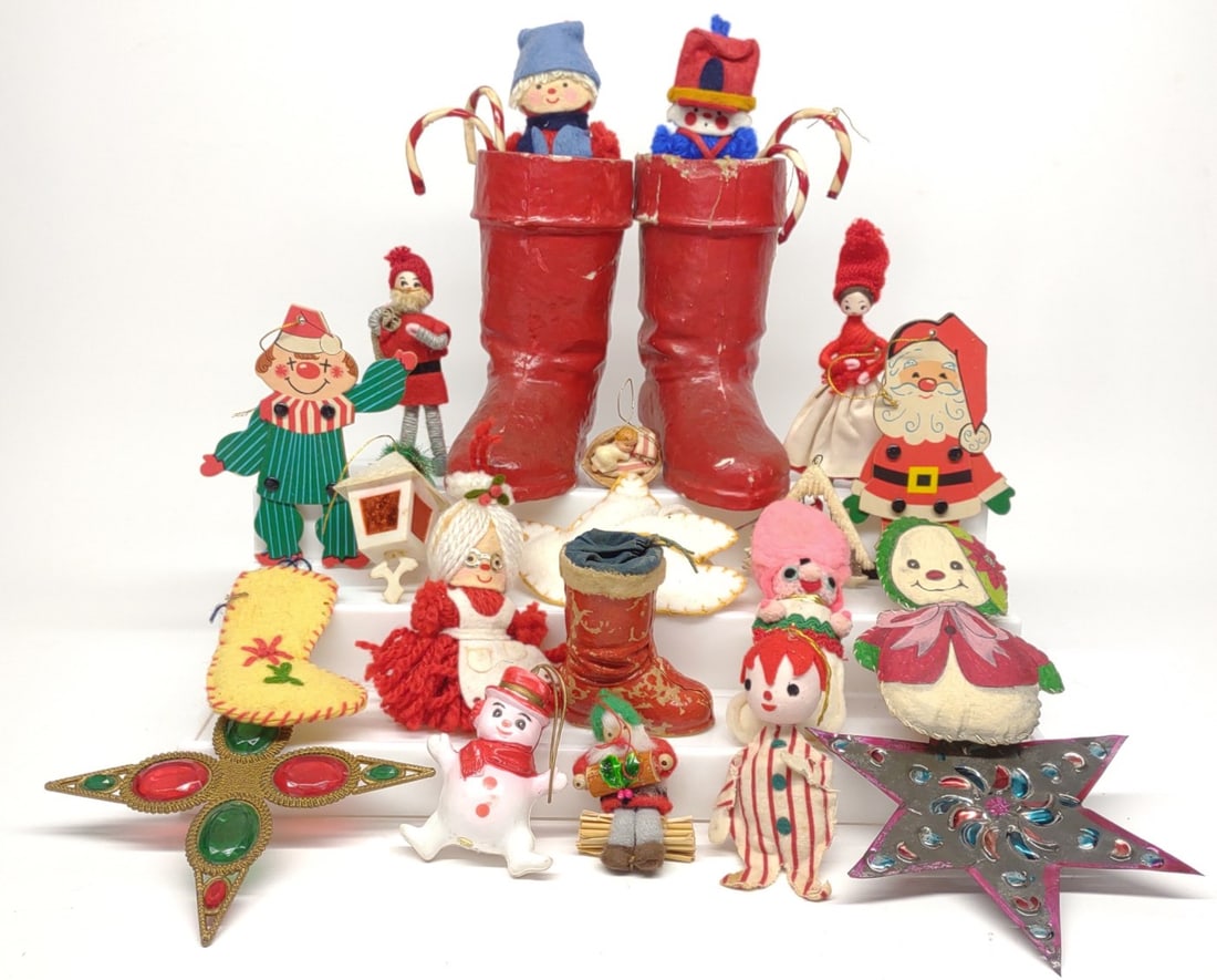 (27) Vintage Christmas Ornaments & Decorations (1 of 8)