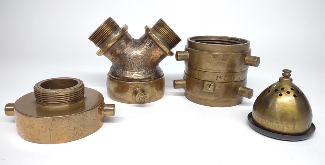 4 Vintage Brass Fire Nozzle & Hose Adapters (1 of 9)