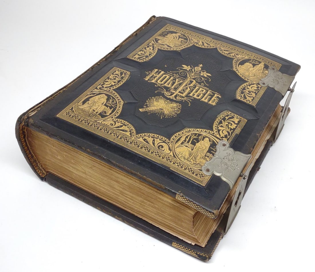 Antique Self Pronouncing Holy Bible Combination Ed (1 of 14)