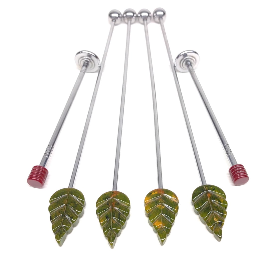 Vintage Mid Century Modern Bakelite Stirrers: Vintage Mid Century Modern Bakelite cocktail drink stirrers. Unmarked. Bakelite has been tested. Longest measures approximately 8.25" long.