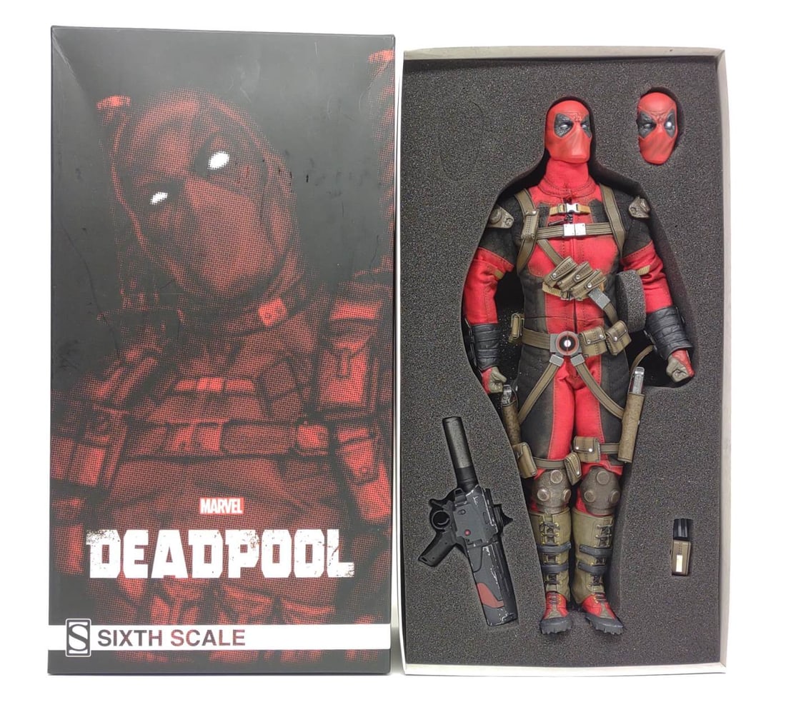 Deadpool Sixth Scale Sideshow Action Figure w/ Box (1 of 8)