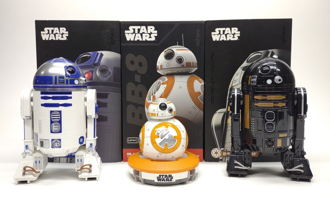 BB8スターウォーズ R2-Q5 ロボットトイ sphero 黒いR2D2 Sphero社から帝国のドロイド｢黒いR2｣ことR2-Q5のロボット・トイ