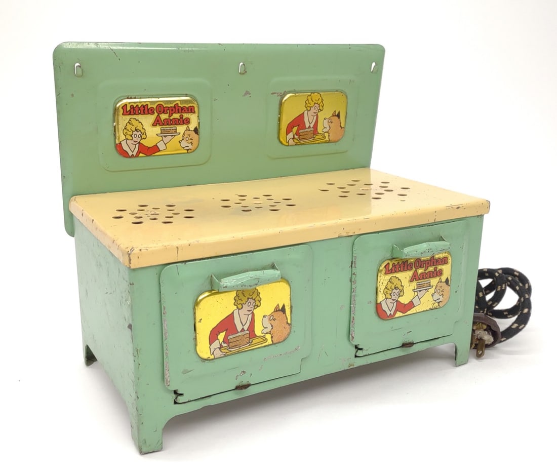 Vintage Marx Little Orphan Annie Electric Stove (1 of 12)