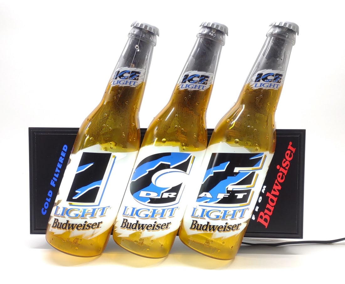 Vintage Budweiser Beer Lighted Advertising Sign (1 of 12)