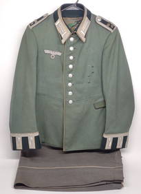 WWII German Senior NCO Dress Uniform (1 of 20)