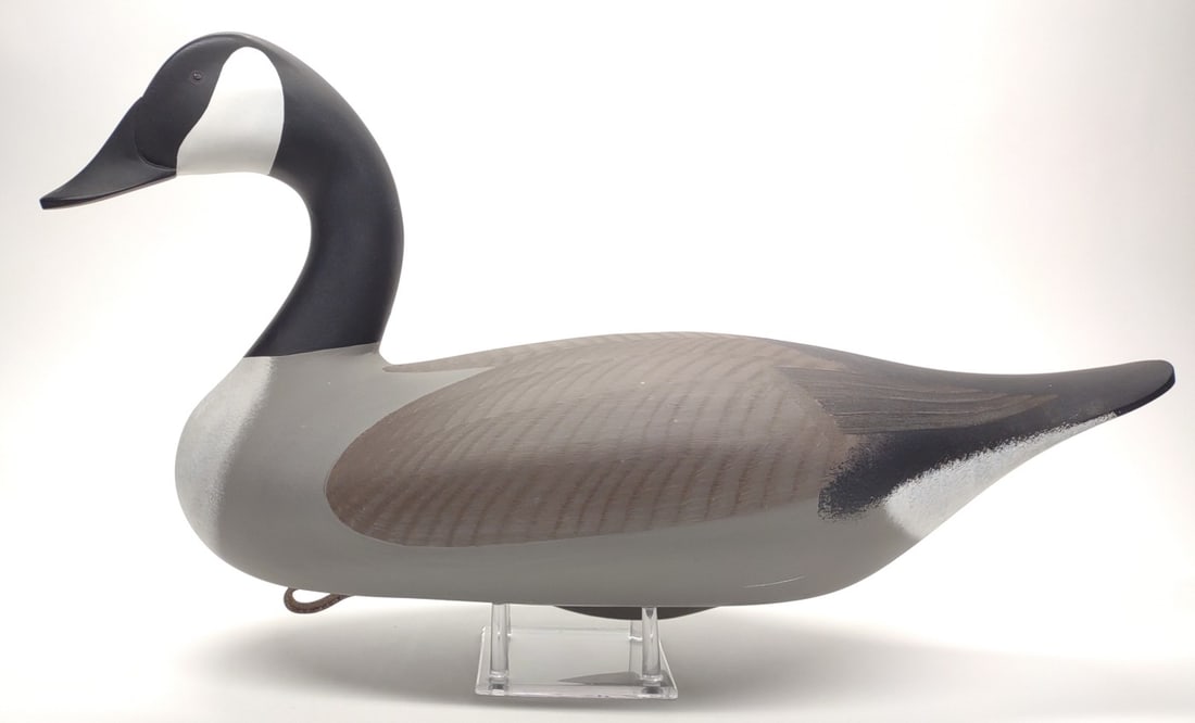 Dan Carson Canada Goose Decoy (1 of 8)