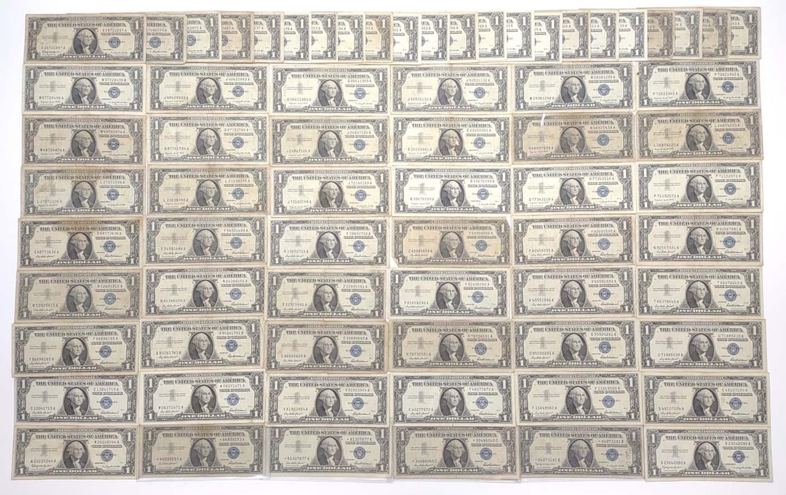 (70) $1 Silver Certificate US Federal Bank Notes (1 of 17)