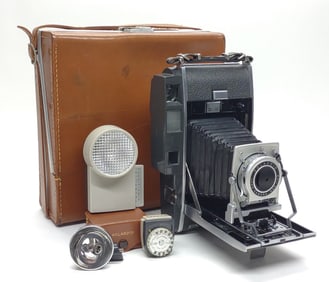 Vintage Polaroid Land Camera 110B w/ Case