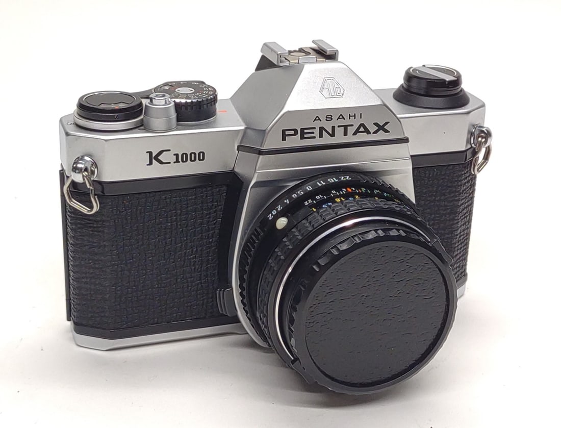 Vintage Pentax K1000 Film Camera w/ 50mm Lens (1 of 8)