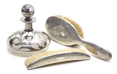 Art Nouveau Sterling Silver Vanity Set: A group of 3 antique, Art Nouveau era, sterling silver vanity items. Includes (1) monogrammed hair brush dated "12/25/1907" (marked "sterling" with silversmith hallmarks), (1) sterling silver clothes