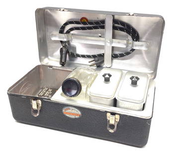 Vintage Electro Lunch Company Model A Lunch Box: Vintage Electro Lunch Co. Model A heated metal lunch box. Includes (2) metal containers, (1) glass container, power cable, warranty card, Instructions card, and Electro Lunch model A brochure. Lunchbo