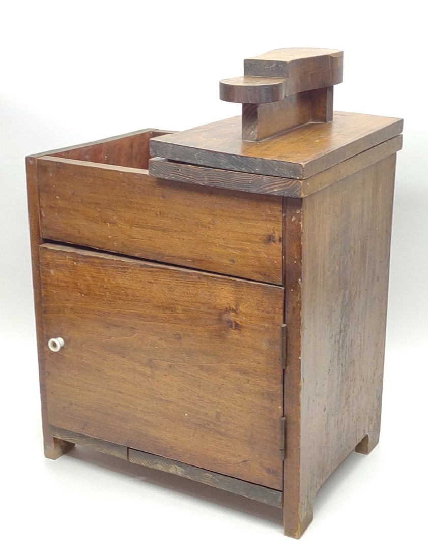 Antique Wooden Shoe Shine Box / Stand (1 of 10)