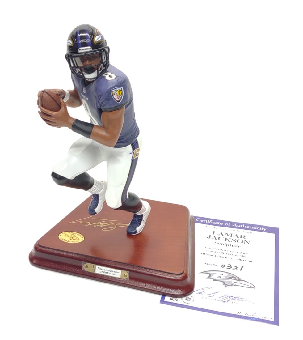 Ravens Lamar Jackson Football Player Figurine (1 of 8)