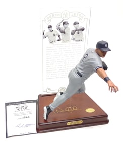Yankees Derek Jeter Baseball Player HOF Figurine