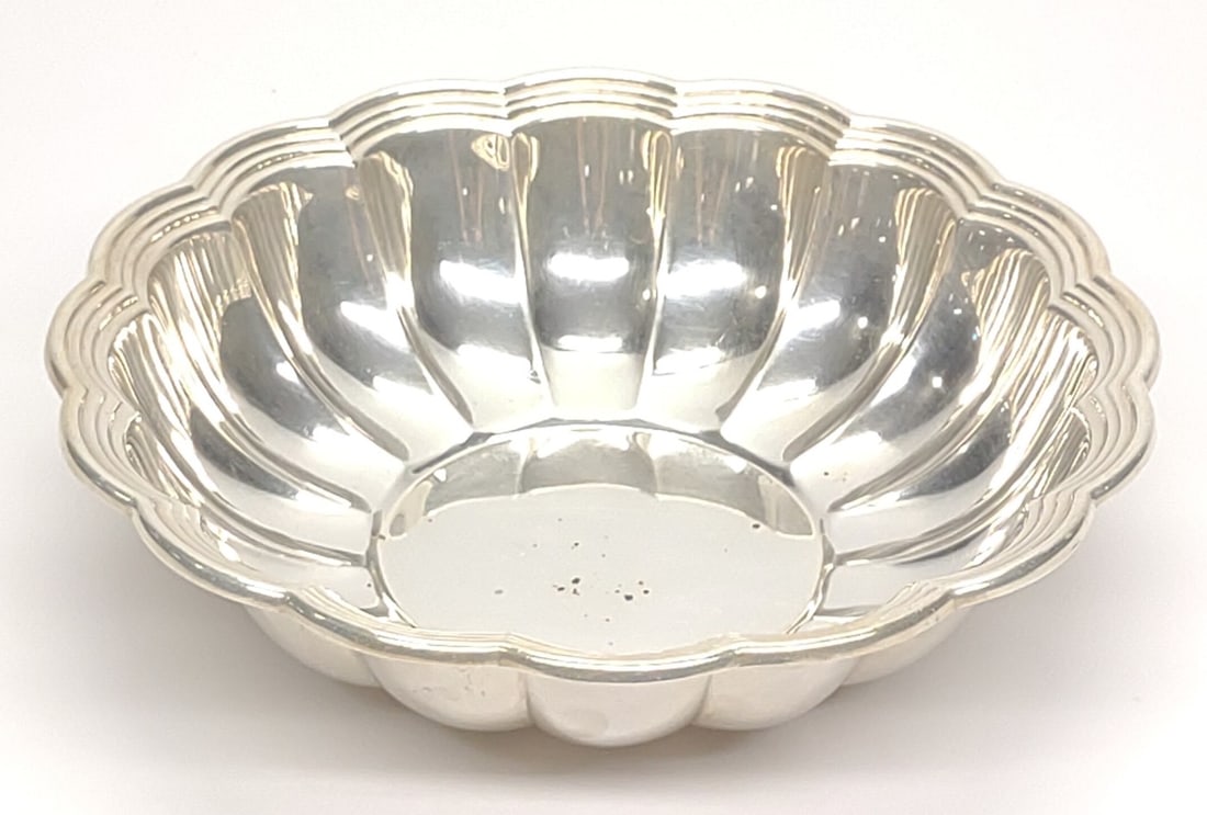 Sterling Silver Gorham 10" Scalloped Serving Bowl (1 of 6)