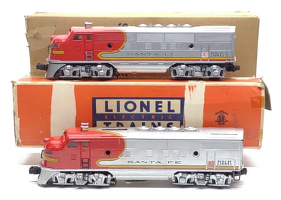2 Lionel Santa Fe 2343P & 2343T Diesel Train Toys