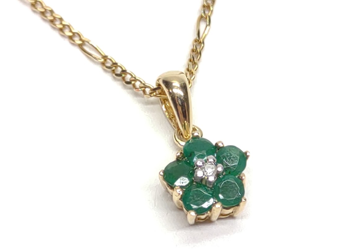 14K Gold Emerald & Diamond Pendant & Figaro Chain (1 of 10)