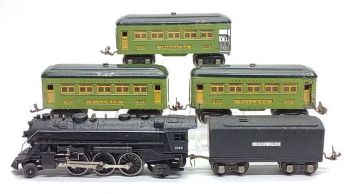 Pre-war Lionel Pullman Cars & 1666 Loco Train Set