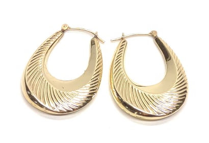 14K Gold Tapered Hoop Earrings