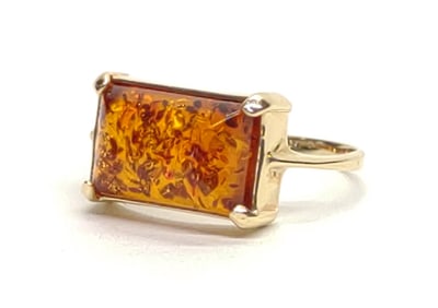 14K Gold Baltic Amber Ring (sz 7)