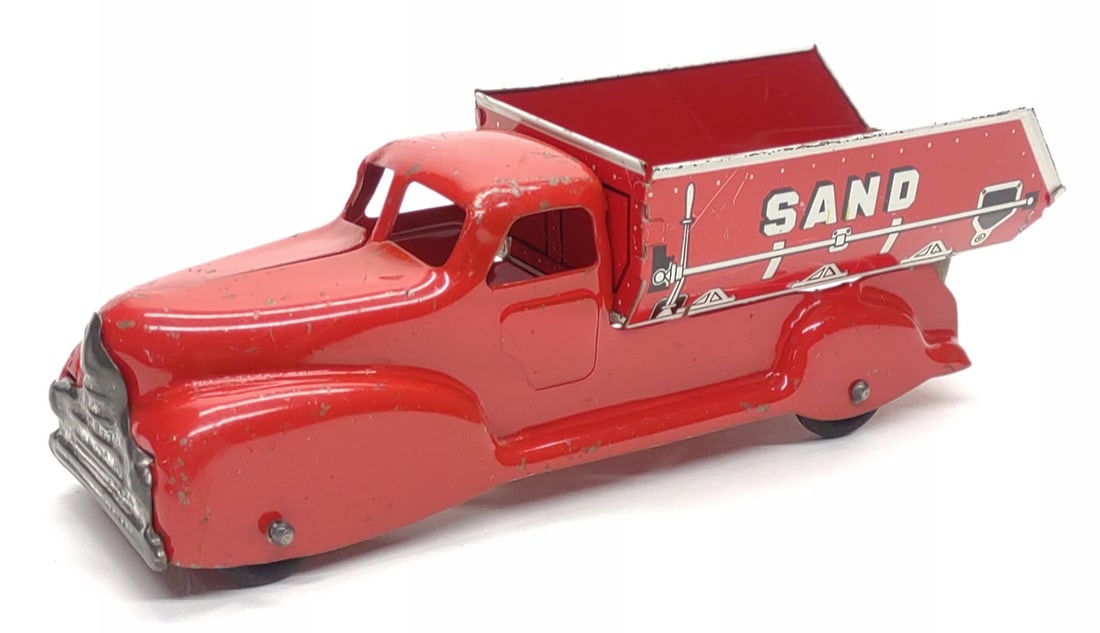 Marx Sand & Gravel Dump Truck Pressed Steel Toy (1 of 8)