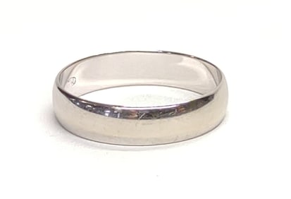 14K White Gold Wedding Band 4mm Ring (sz 5.75)