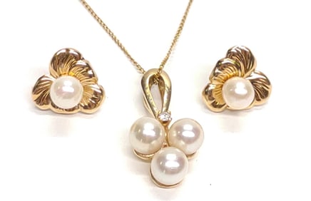 14K Triple Pearl & Diamond Pendant & Earring Set
