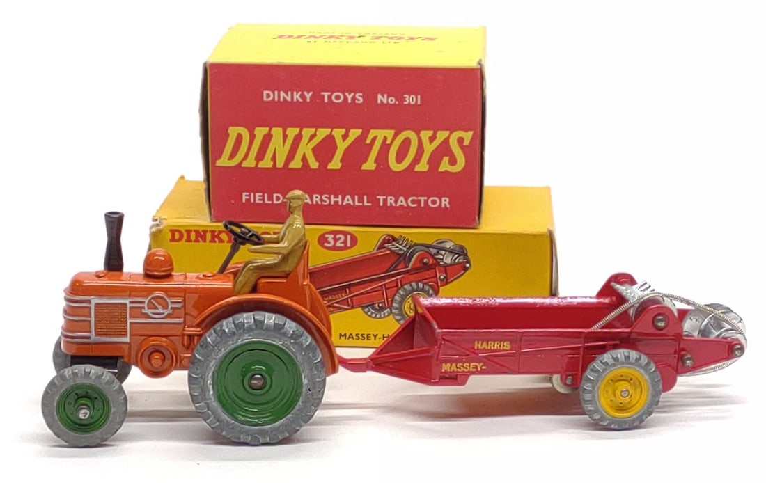 Dinky Toys #301 Tractor & #321 Spreader w/ Boxes (1 of 8)