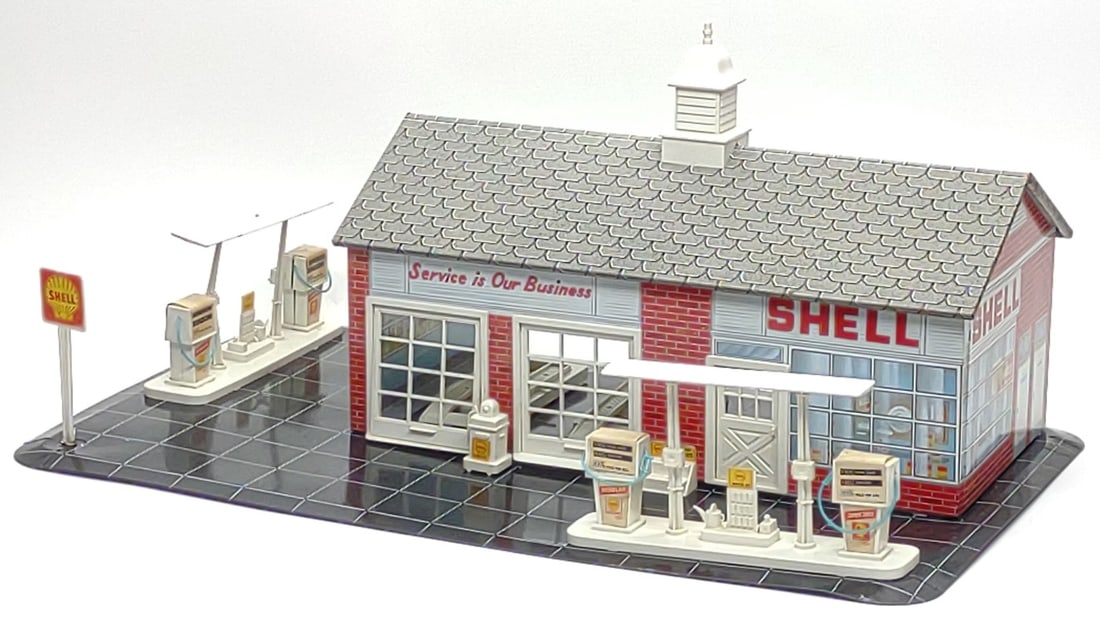 Wolverine Shell Service Gas Station Tin Toy Set (1 of 13)