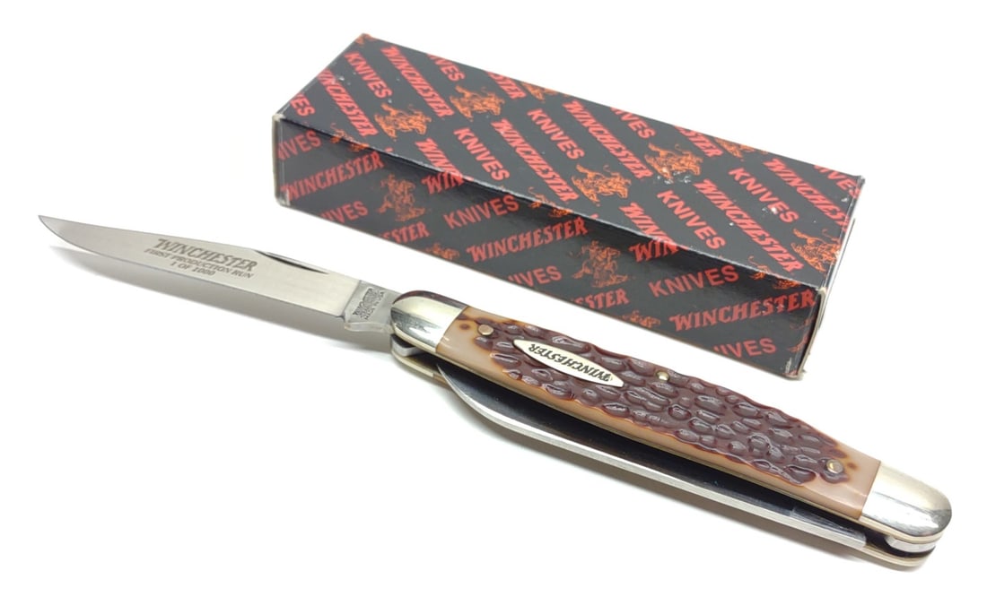 Winchester 29026 Muskrat L.E. Folding Knife (1 of 7)