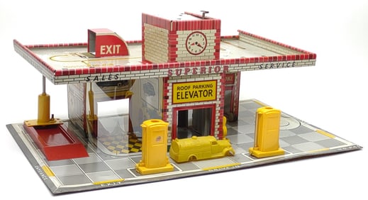 1949 T. Cohn Tin Superior Service Gas Station Toy