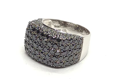 14K White Gold Pave Black Stone Ring (sz 6.75)