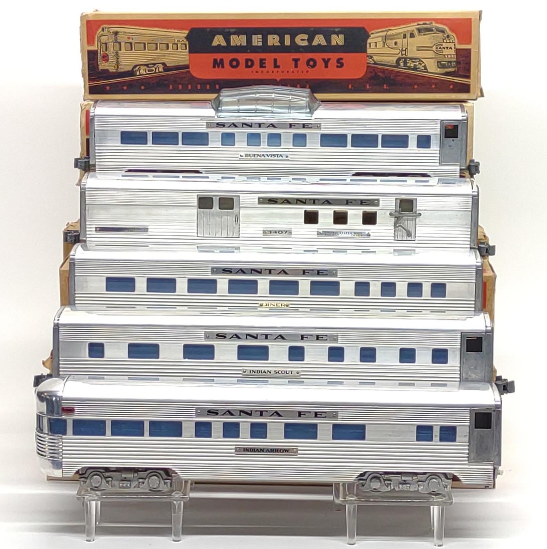5 AMT Santa Fe Passenger Car Toy Trains w/ Boxes (1 of 17)
