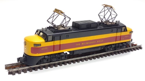 Lionel 2351 Milwaukee EP-5 Locomotive Toy Train