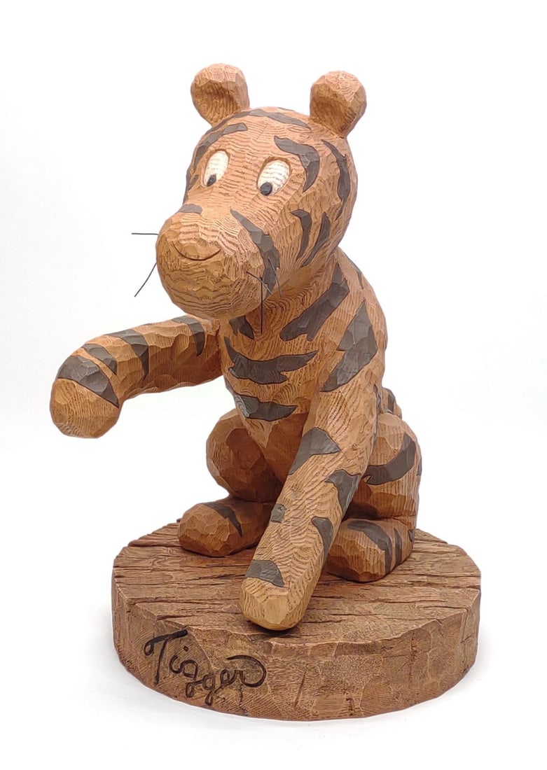 Disney 75th Anniversary Tigger Sculpture 18" tall (1 of 8)