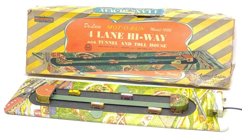 Marx Deluxe Mot-O-Run 4 Lane Hi-Way Tin Toy w/ Box