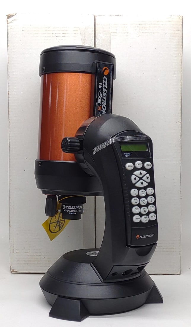 Celestron NexStar 5SE Computerized Telescope (1 of 9)