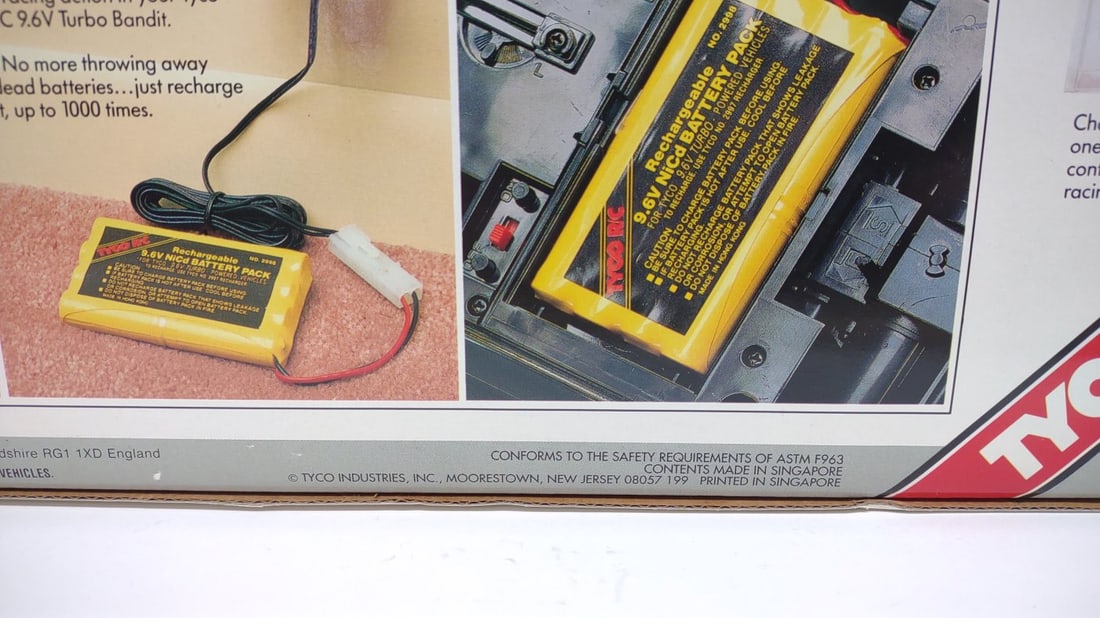 Tyco R/C 9.6V Turbo Bandit Toy Truck & Box (Works) - 15