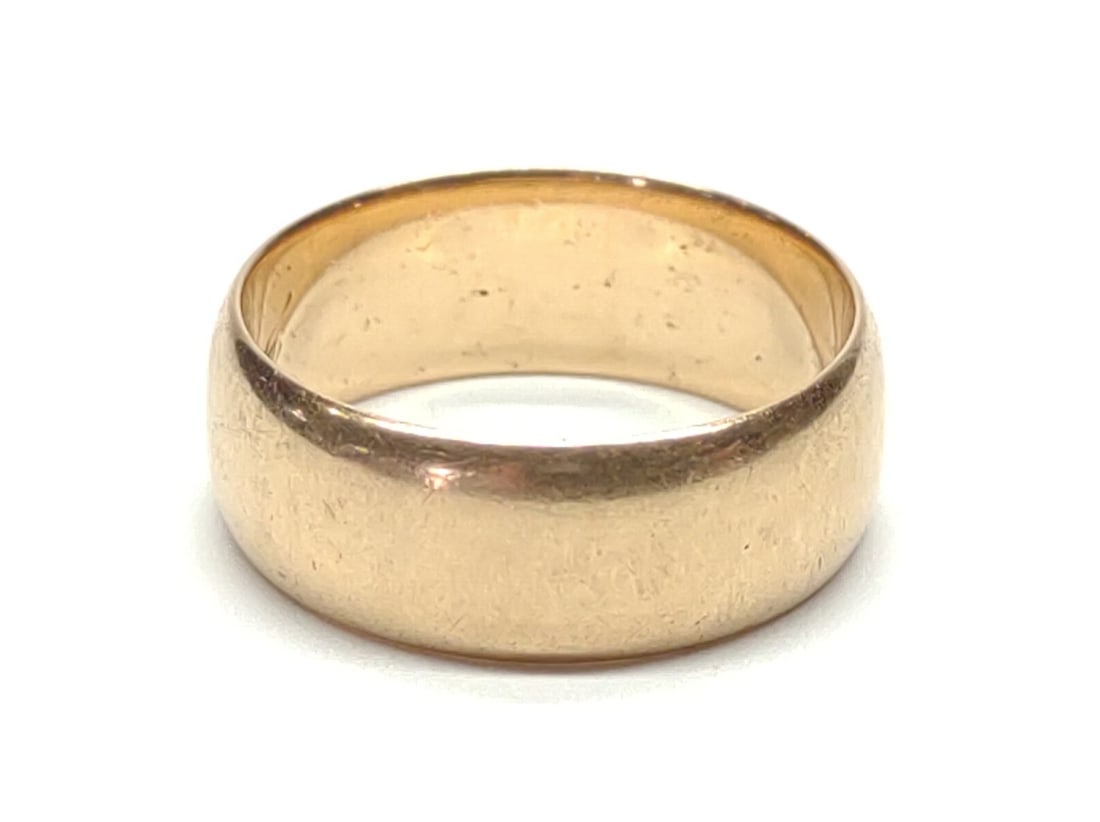 14K Yellow Gold 6.8mm Wide Band Ring (sz 6): A vintage 14 karat yellow gold 6.8mm wide band ring. Inner band is inscribed "MA to LMG". Has been tested for gold purity. Total weight: 5.60 grams. SHIPPING OPTIONS AVAILABLE: UPS 'Pack & Ship' or Li
