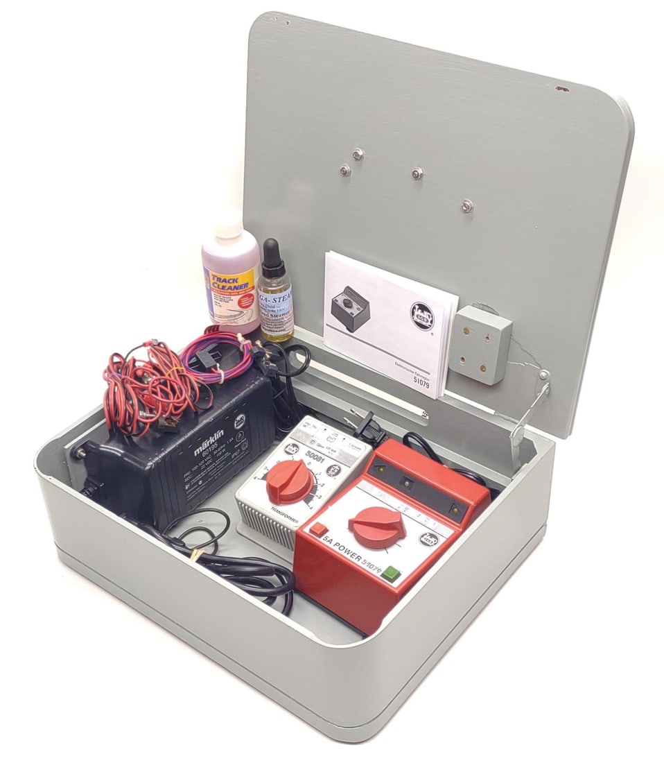Marklin LGB Power Pack, Controller & Transformer: Custom G scale train transformer, contoller, and power pack station box. Includes Marklin LGB 60195 100W Power Pack with manual, LGB 5A Power 51079 Controller with manual, LGB 50081 Transformer, Markl