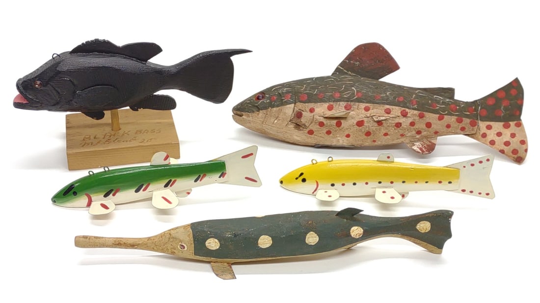 5 Spearing Fishing Decoys (incl. Lawrence Bethel) (1 of 11)