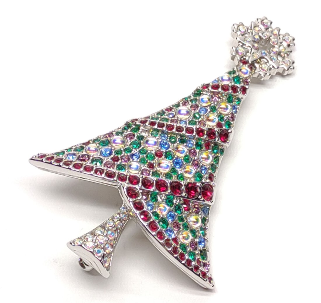 Swarovski 2004 Rockefeller Christmas Tree Brooch (1 of 5)