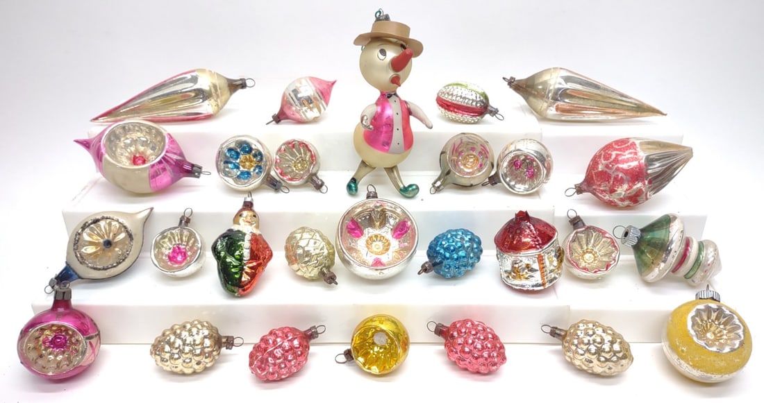 27 Vintage Figural & Indent Christmas Ornaments: 27 Vintage figural and indent glass Christmas tree ornaments. Ornament shapes include 12 various sized indent, 6 grape / pinecone, 1 horse carousel, 1 clown, 4 tear drop, 1 ufo, 1 snowman / duck, and