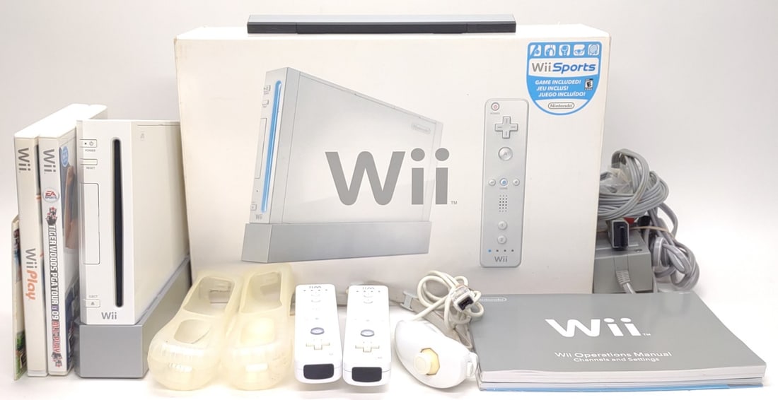 Nintendo Wii Console Games & Accessories (Works) (1 of 13)